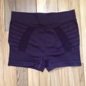 Oiselle Kula Shorts
